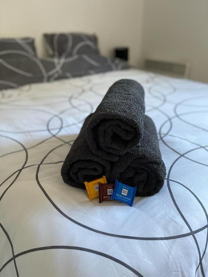 Appartement Logement entier - Wifi - Parking privatif - Piscine à Le Mans Extérieur photo